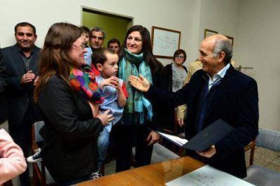 Intensa agenda pol�tica entre Reyes y Salvador