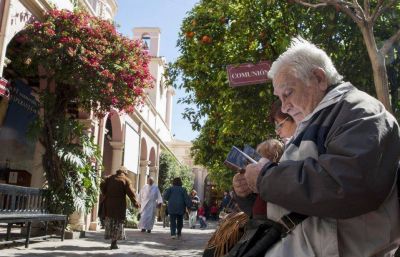 La novena arranc� con expresiones de gratitud al Se�or y la Virgen