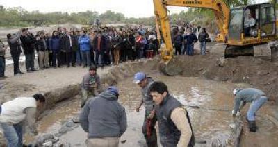 Avanzan las obras para prevenir inundaciones en el r�o Chico