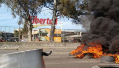 Dos protestas en la zona sur: alimentos y viviendas