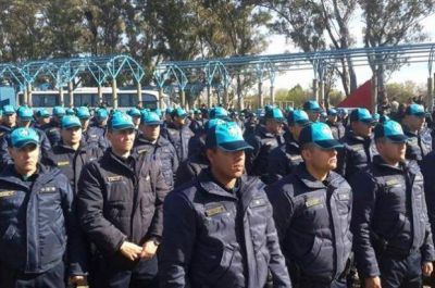 El gobernador Schiaretti present� la Polic�a Barrial
