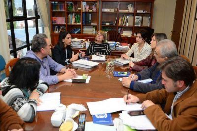 El presupuesto provincial para el a�o que viene tom� estado legislativo
