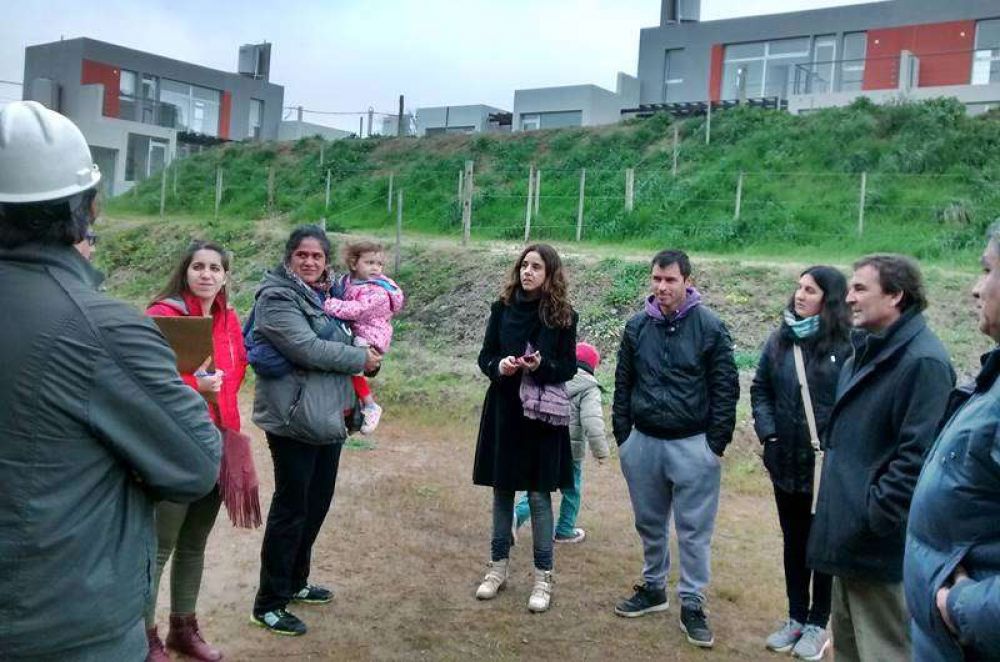 Desarrollo Urbanstico: Beneficiarios de Riva recorrieron la obra