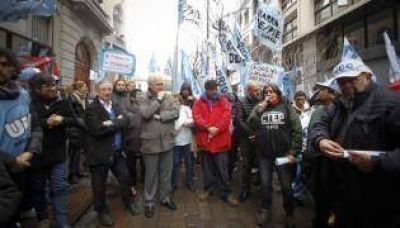 Marcharon por la Emergencia Social en la Ciudad