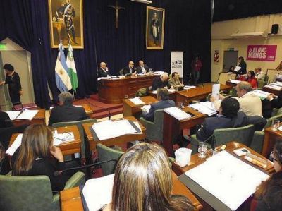 Castellano desempat� y salv� el acuerdo entre Posse y el PRO