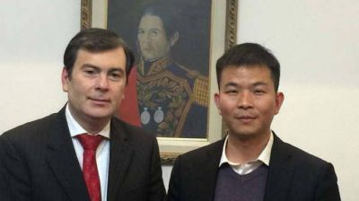 Gerardo Zamora recibi� al representante en Argentina de Power China