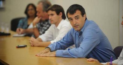 Bullrich neg� reabrir las paritarias y sum� tensi�n con los gremios docentes