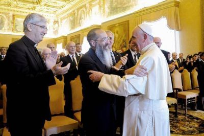 Francisco critic� el uso de la religi�n 