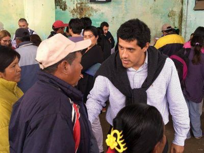 Diego Herrera confirma que se otorgaron unas 1800 jubilaciones a extranjeros