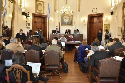 El Concejo Deliberante de Paraná avanzó en el debate del marco regulatorio para el transporte 