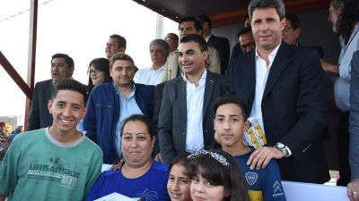Chimbas: 48 familias cumplieron el sue�o de la vivienda propia