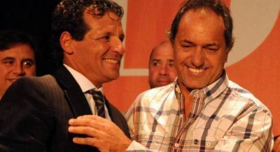 Curuchet se aleja de Scioli y del kirchnerismo
