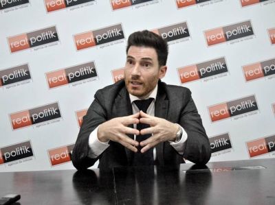 Castagneto denunci� persecuci�n contra los centros culturales: �Es una estupidez�, respondi� Silva