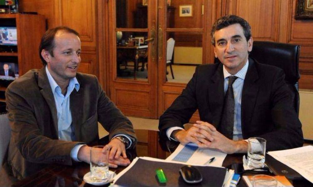 Intendentes se apropian del sello de la �renovaci�n� peronista y sondean a Randazzo