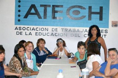 Funcionario defendi� la figura del monitor ante el ausentismo docente