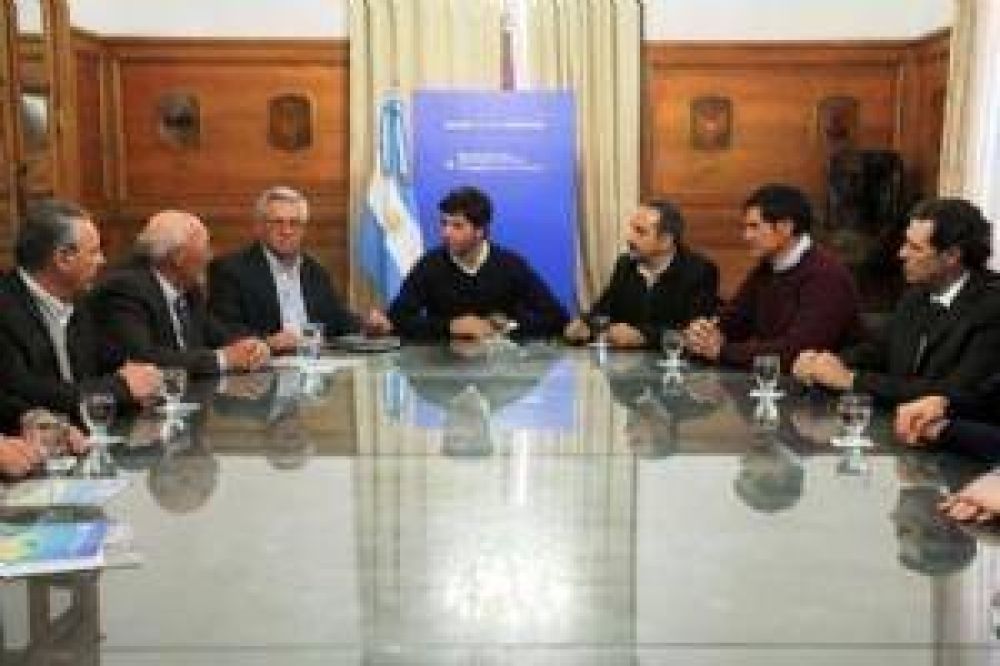 Sebasti�n Garc�a De Luca recibi� a las autoridades del Centro Comercial e Industrial de Chivilcoy