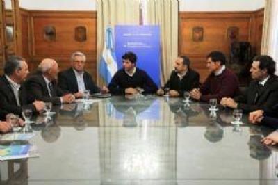 Sebasti�n Garc�a De Luca recibi� a las autoridades del Centro Comercial e Industrial de Chivilcoy