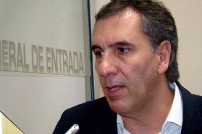Tindiglia pide adhesi�n a ley contra la violencia institucional
