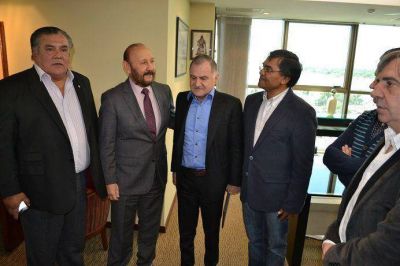Insfran recibi� a la m�xima conducci�n de la Federaci�n Argentina de Municipios
