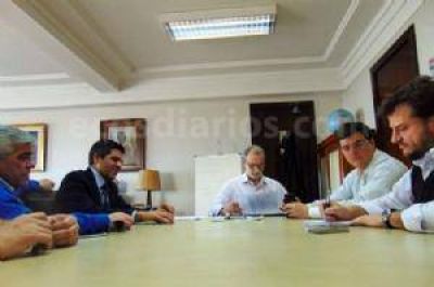 Gestiones de Dom�nguez Yelpo para aplicar la SUBE en Necochea