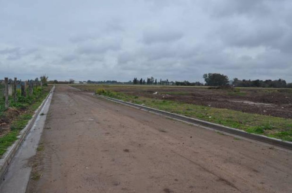 Con 213 lotes por adjudicar, siguen llevando servicios al ProCreAr 2