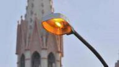 La Plata: Avanzan con el plan para reforzar el alumbrado p�blico