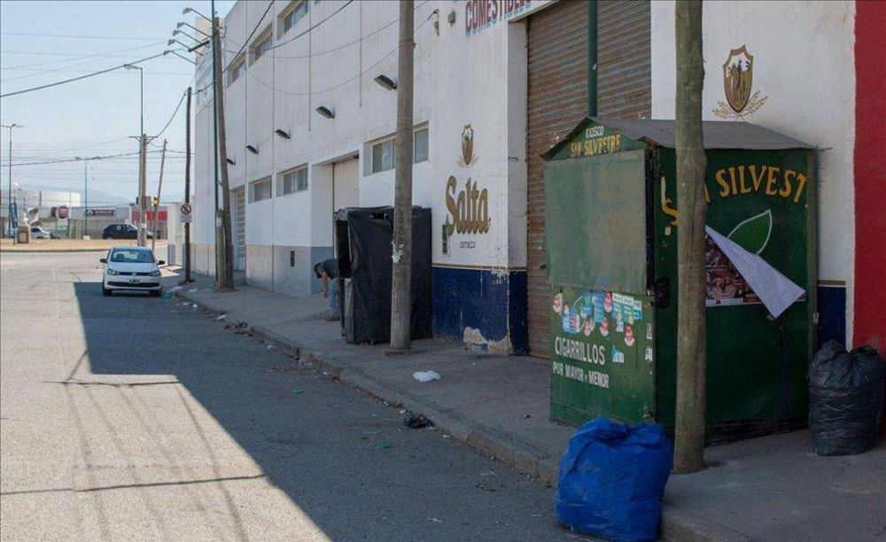 El desabastecimiento subi� los precios de la coca en Salta