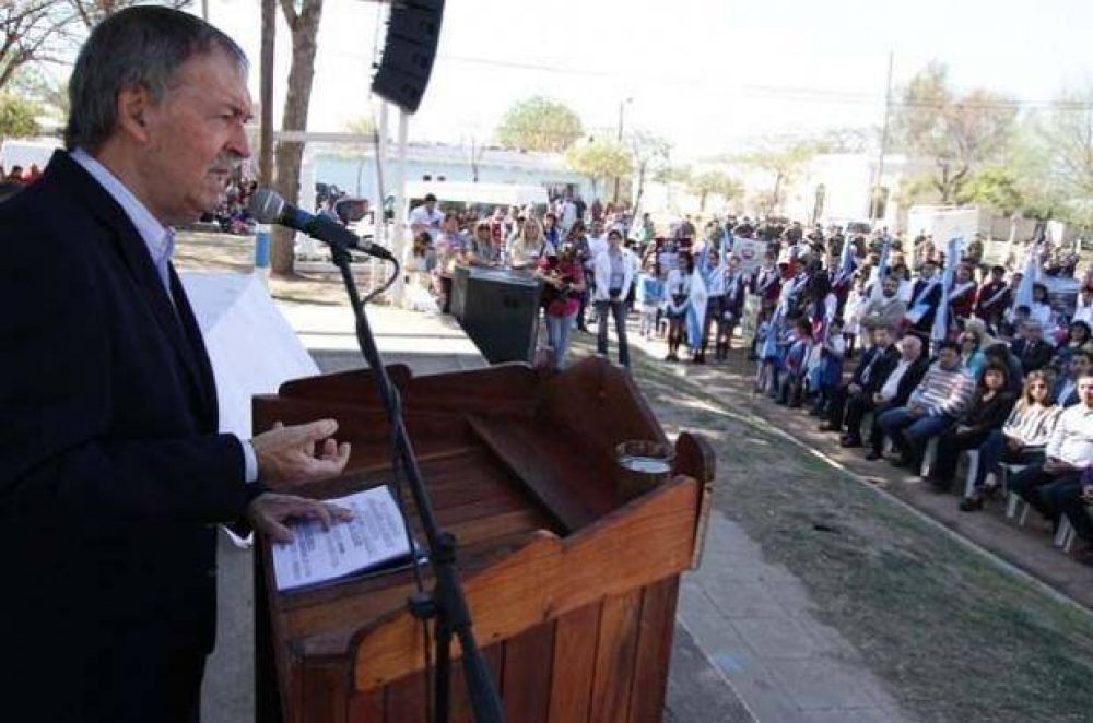 Schiaretti homenaje� a los docentes en su d�a