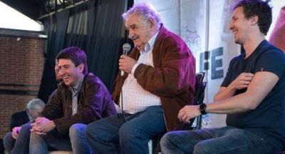 Mujica: 