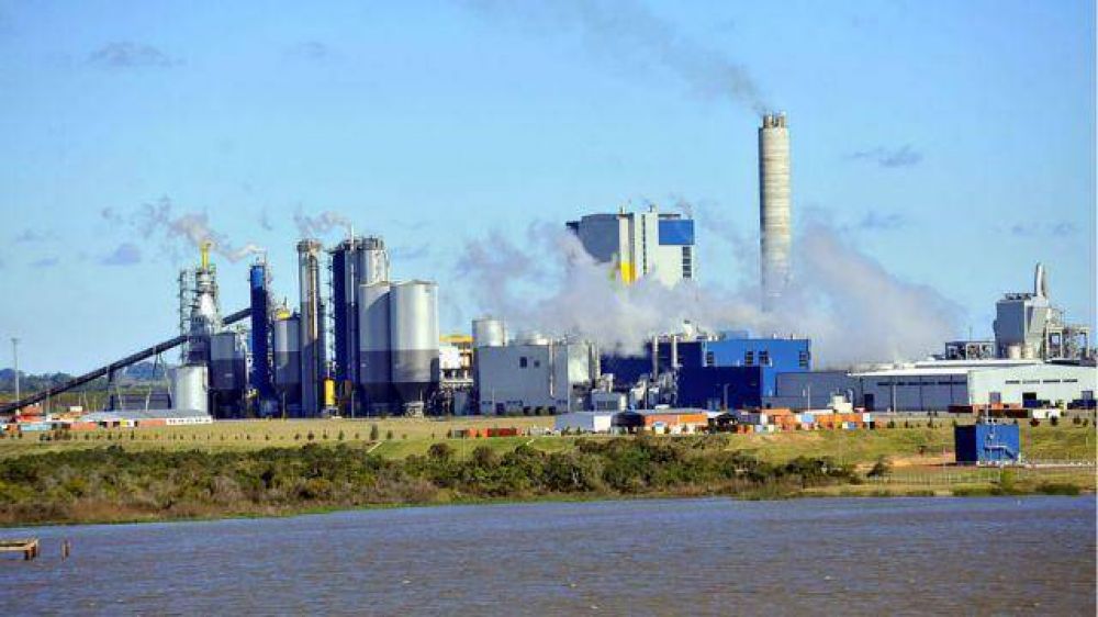 Senadores entrerrianos solicitan informaci�n sobre la instalaci�n de una nueva pastera en Uruguay 