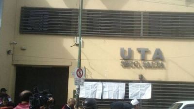 Salta: desalojaron la sede de la UTA con toma de rehenes