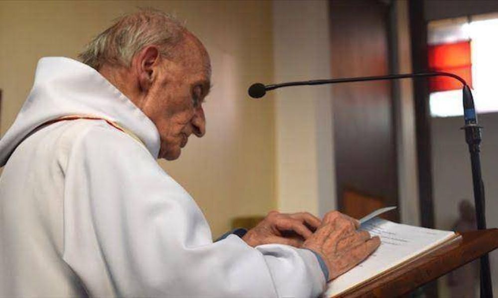 El Santo Padre celebrar� una misa en Santa Marta por el padre Jacques Hamel