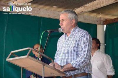 El intendente de Salliquel� hizo hincapi� en el trabajo que se realiza en la Red Vial