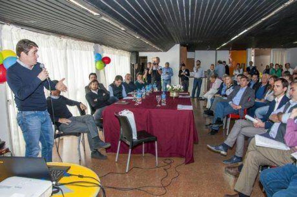 En tres a�os se invertir�n 900 millones de pesos en el sistema h�drico del R�o V