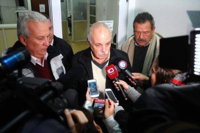 No hubo acuerdo y los municipales contin�an con la medida de fuerza
