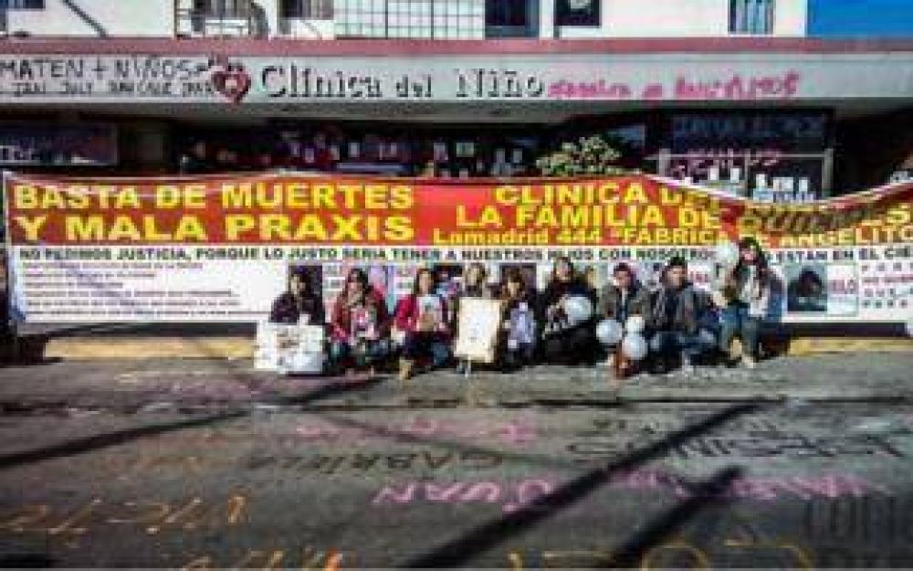 Buscan cerrar una clnica tras la muerte de 22 chicos en Quilmes