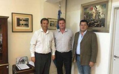 Cascallares firm� convenio con Seguridad de Naci�n