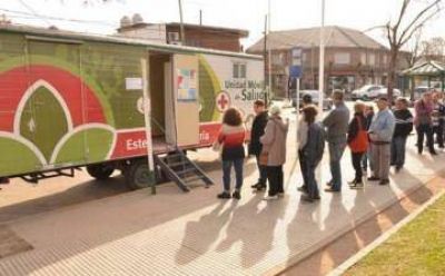Operativo de vacunaci�n en Lu�s Guill�n