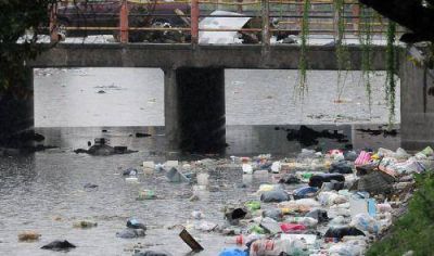 La Municipalidad de Quilmes se intenta despegar del esc�ndalo de los 8 cad�veres hallados