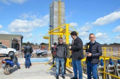 Una comitiva del Banco Mundial recorri� las obras cloacales en ejecuci�n