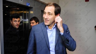 Julio Garro ahora niega lo evidente