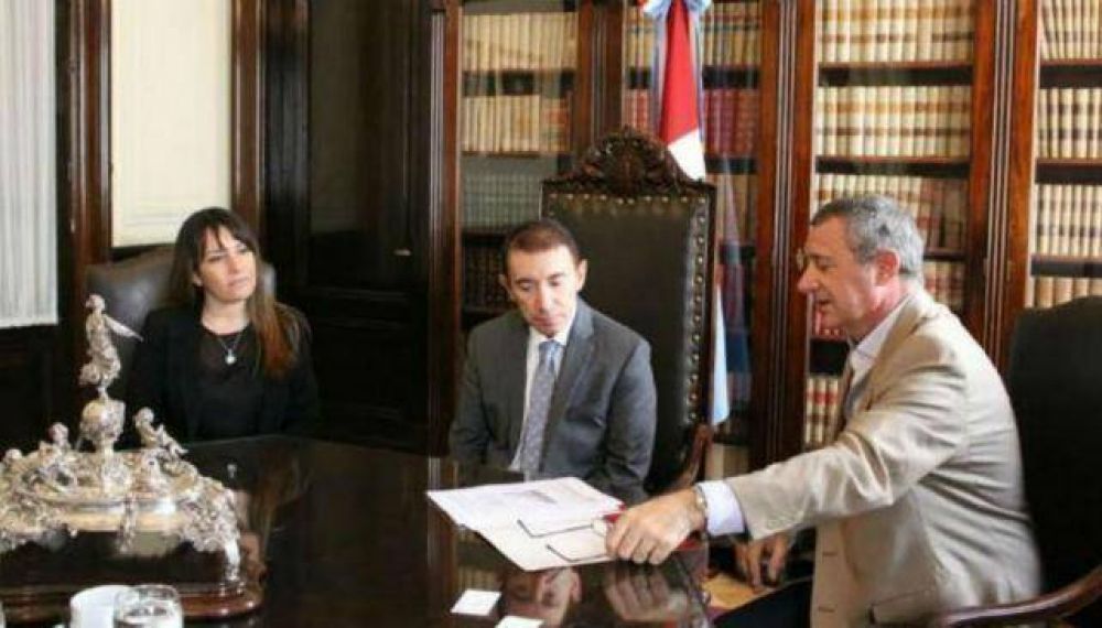 La Loter�a le pide al TSJ que pare el juego ilegal