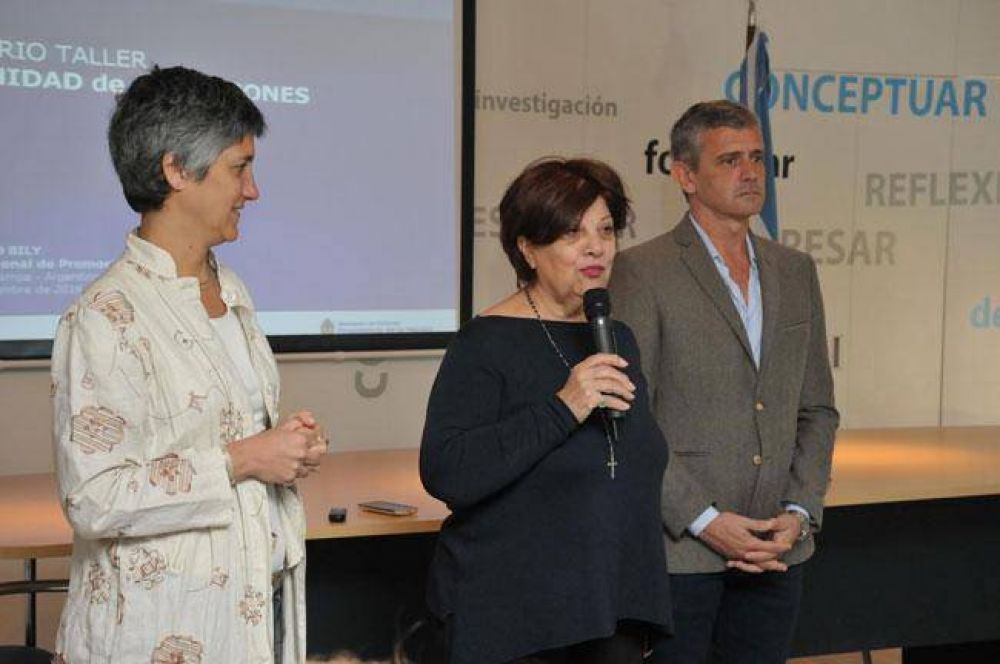 Renunci� Bertone en el �rea de Turismo
