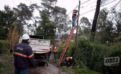 Las viviendas sin luz seguir�n as�, al menos, hasta el mi�rcoles