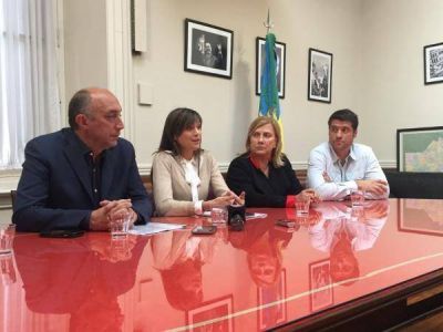 Peronistas quieren un Defensor del Pueblo 
