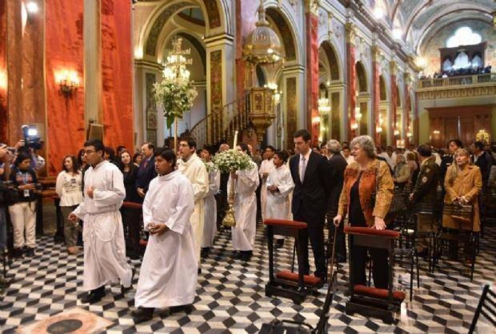 Juan Manuel Urtubey asisti� al inicio del Solemne Triduo de Pontificales