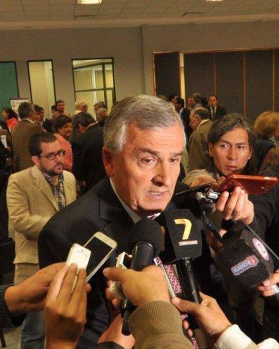 El gobernador ratific� que se descontar�n los d�as de paro
