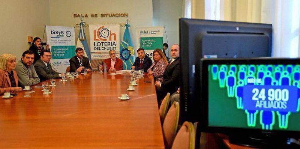 Das Neves present� el proyecto de 11 consultorios de Seros en Comodoro Rivadavia