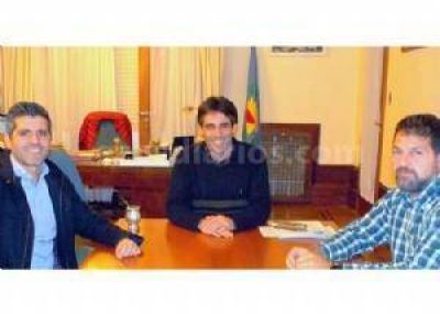 L�pez y Dom�nguez Yelpo se reunieron por viviendas y la implementaci�n de la Sube