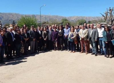 Casi 40 municipios apoyaron el proyecto de la Universidad Nacional de los Comechingones